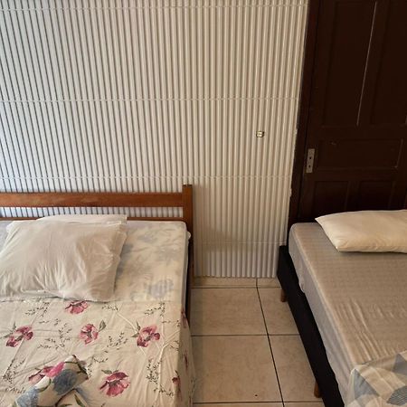 Recanto Pousada Ju&Ju Com Piscina Compartilhada Pontal do Paraná Kültér fotó