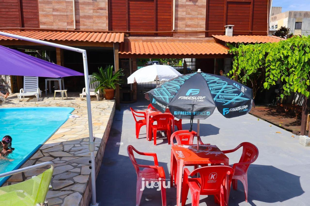 Recanto Pousada Ju&Ju Com Piscina Compartilhada Pontal do Paraná Kültér fotó